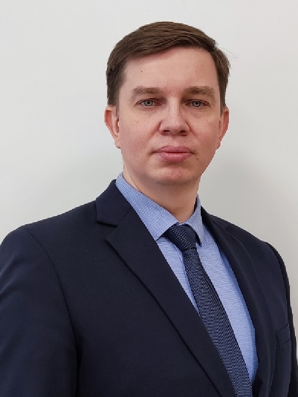 Денисов Александр Васильевич.